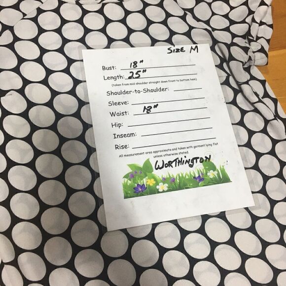 Worthington size Medium black white polka dots short sleeved shell top - Picture 6 of 6
